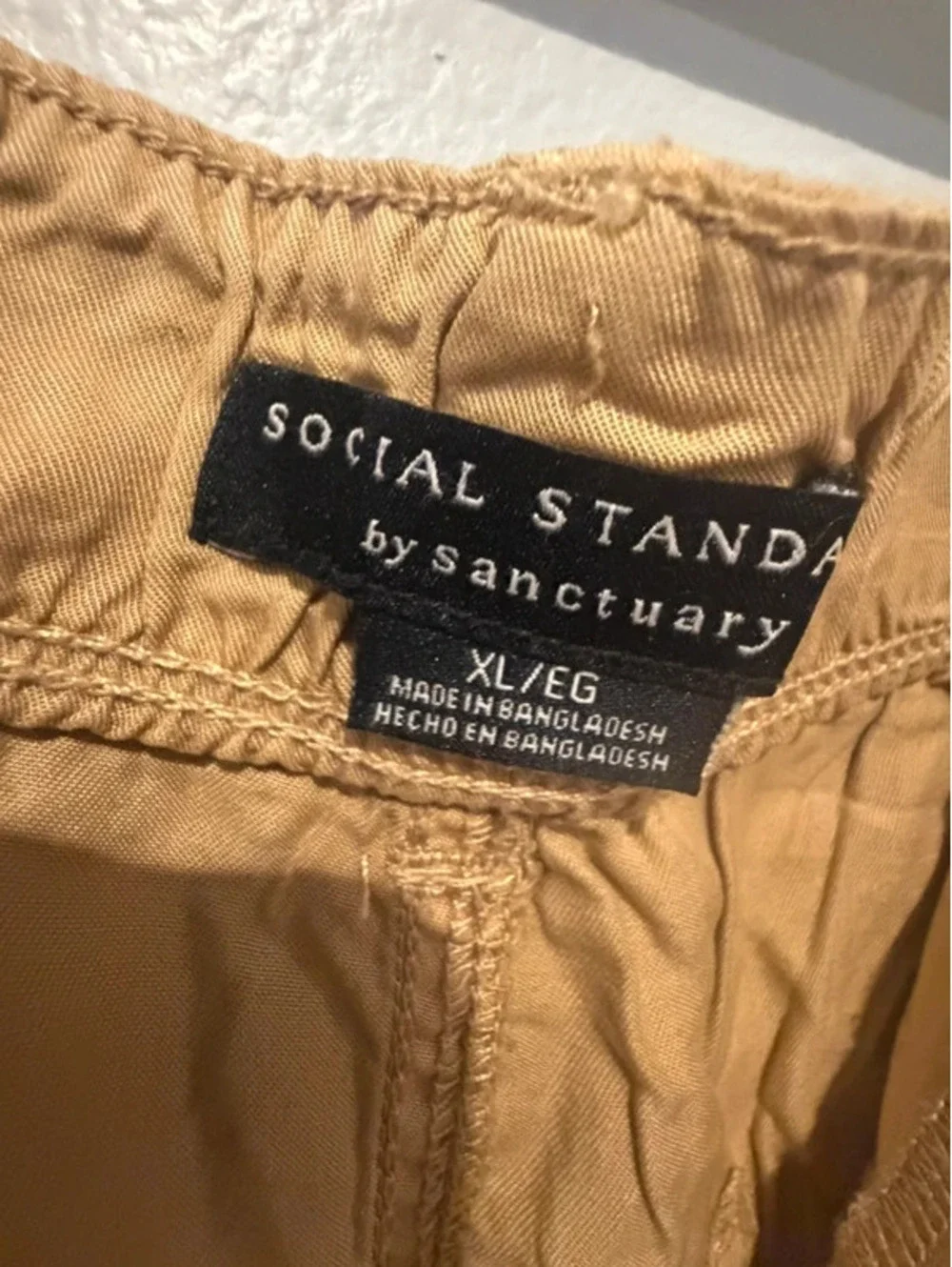 Social Standard by Sanctuary Utility Shorts Women’s XL Khaki Casual